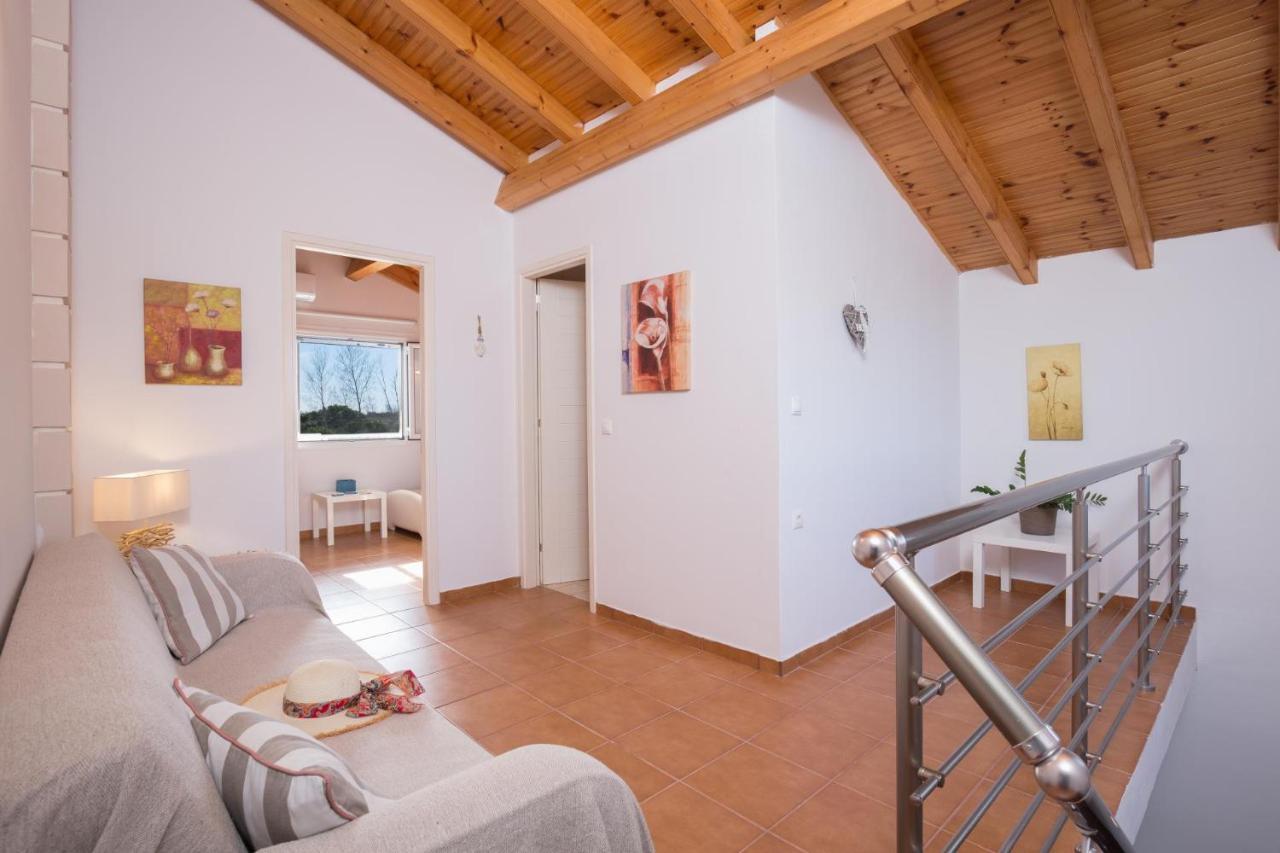Villa Helena By Vintage Travel Halikounas