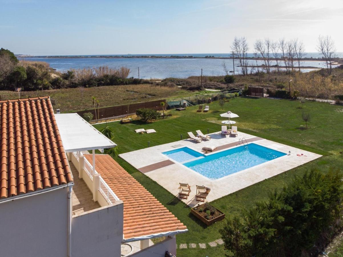 Villa Helena By Vintage Travel Halikounas